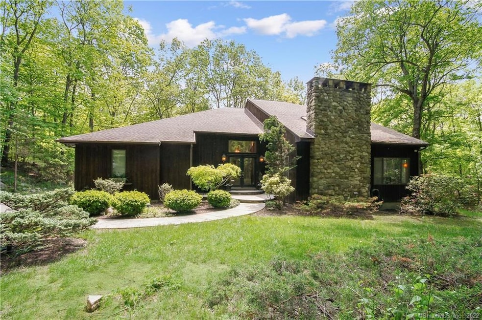 65 Catbrier Rd, Weston, CT 06883 - photo 1