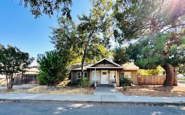 Under Contract $399,000