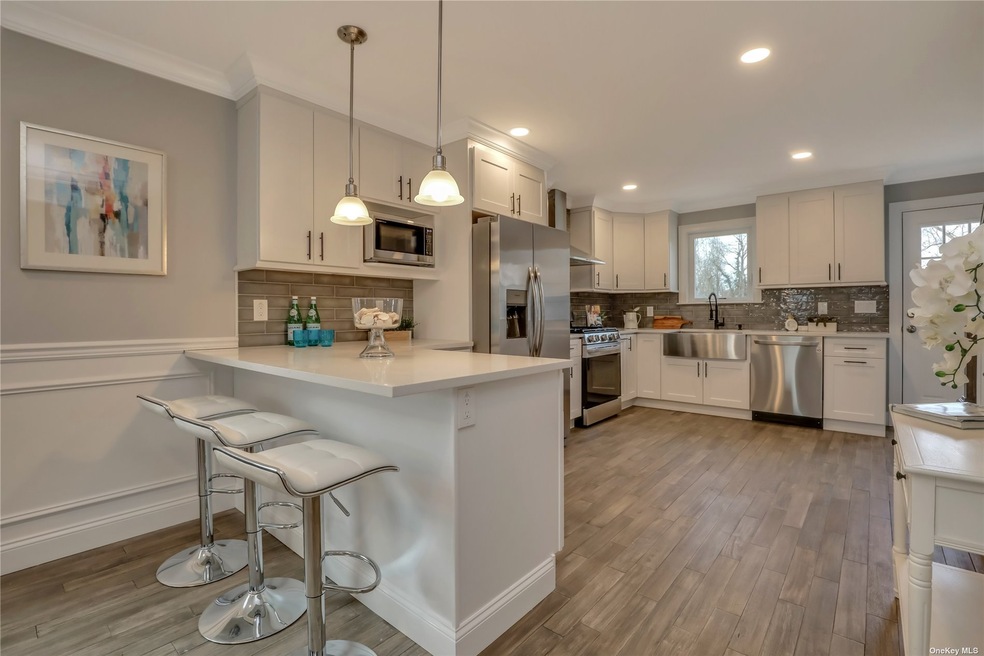 498 Farmers Ave, Bellmore, NY 11710 - photo 1