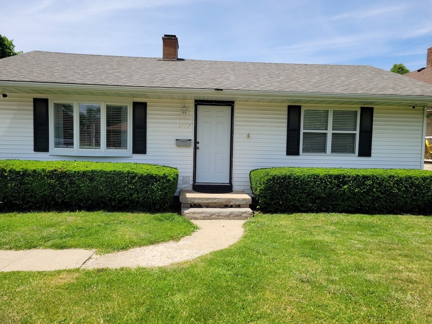For Rent $1,400/month • Co-Listing Agent