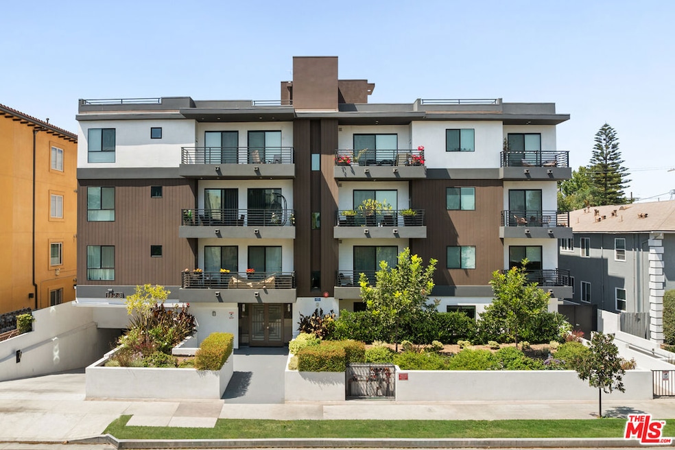 1123 S Shenandoah St unit 101, Los Angeles, CA 90035 - photo 1