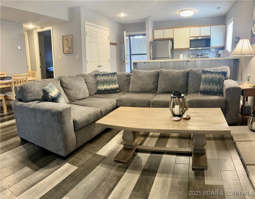 For Sale $225,000 • Co-Listing Agent