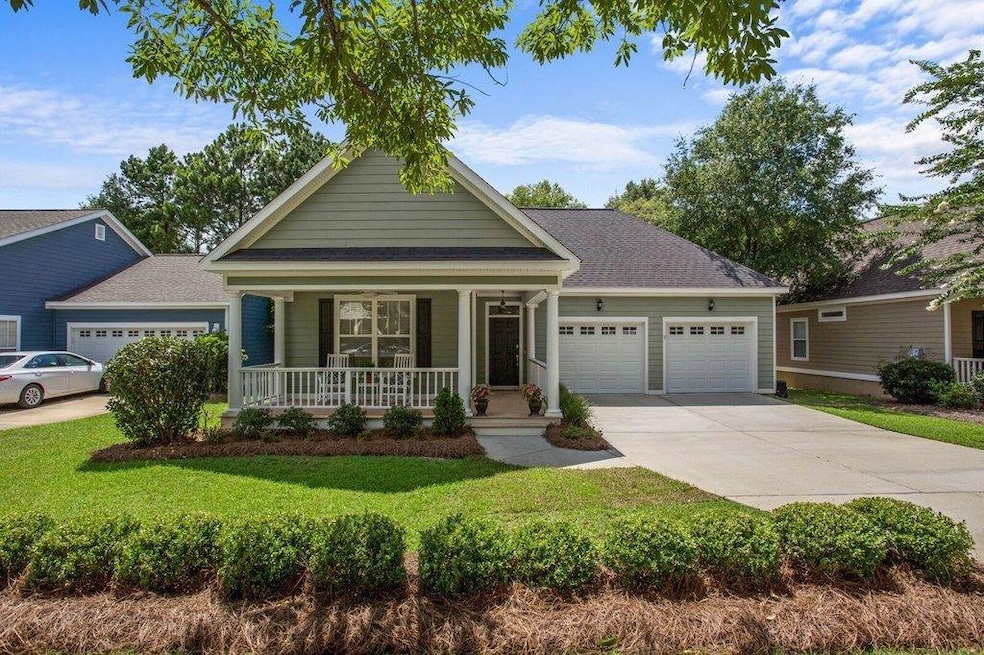 214 Morning Glory Ln, Dothan, AL 36305 - photo 1