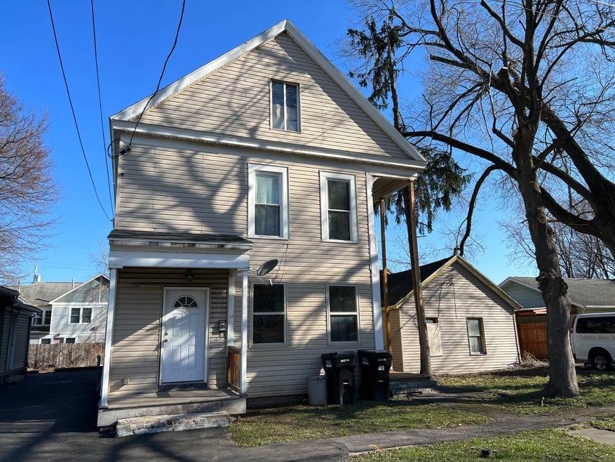 211 Ashworth Place, Syracuse, NY 13210 - photo 1