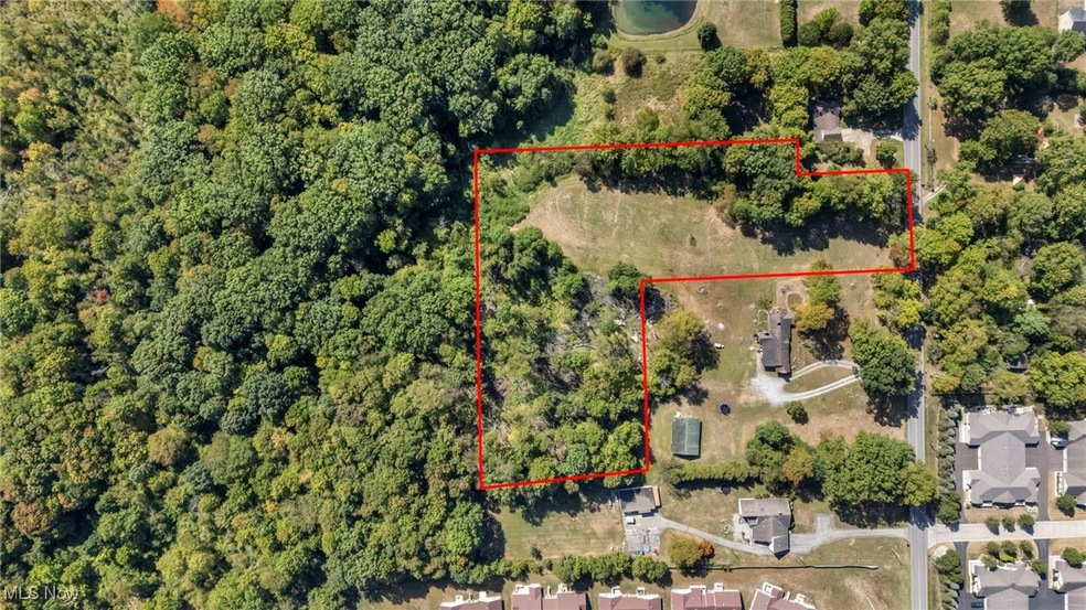 0 Sharrott Rd unit 5174987, Youngstown, OH 44514 - photo 1