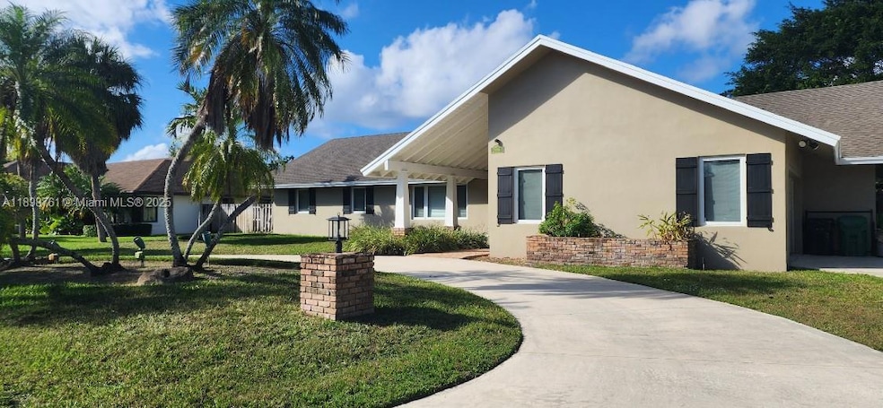 Under Contract $1,525,000