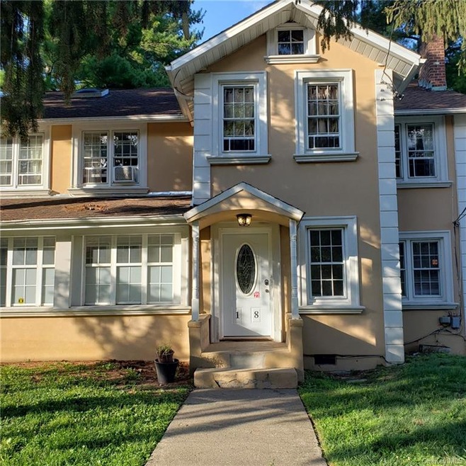 18 Reservoir Rd unit 1, Highland, NY 12528 - photo 1