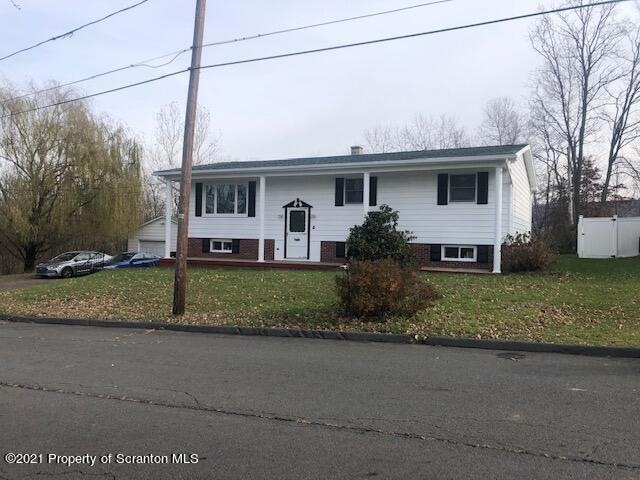 39 Highland Dr, Hanover Township, PA 18706 - photo 1