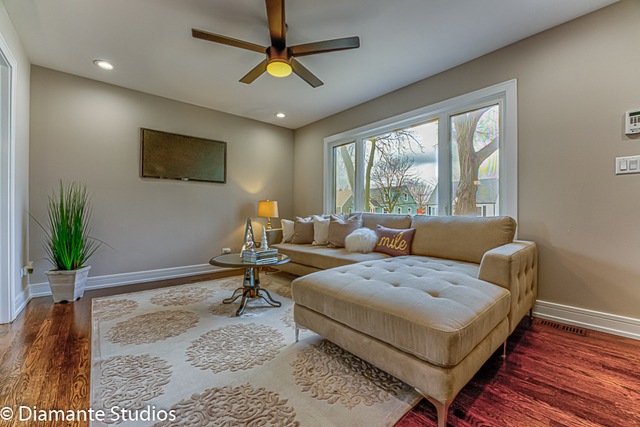 1027 S Saylor Ave, Elmhurst, IL 60126 - photo 1