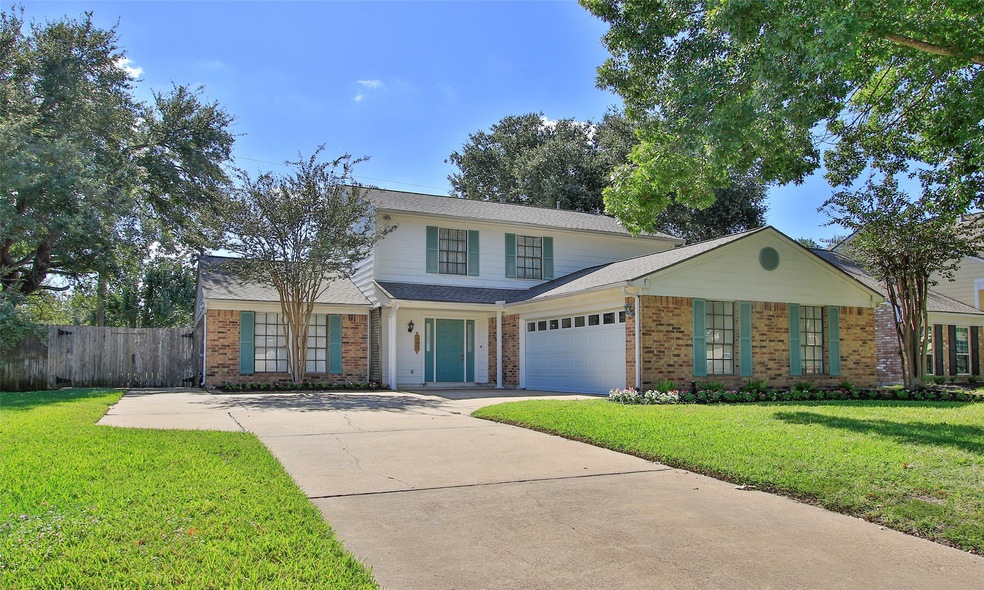 15907 Pinyon Creek Dr, Houston, TX 77095 - photo 1