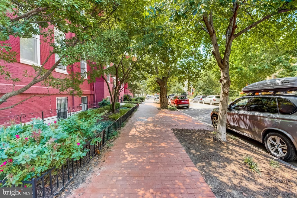 315 G St NE unit 306, Washington, DC 20002 - photo 1