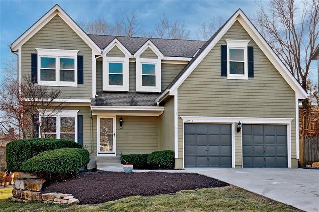 13911 W 71st Place, Shawnee, KS 66216 - photo 1