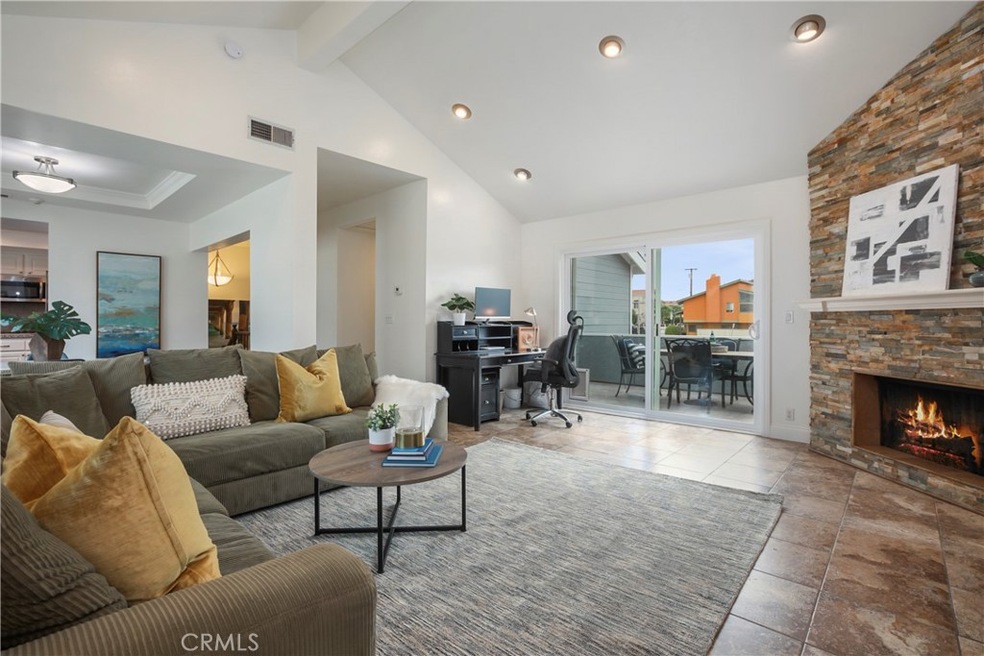 2511 Rockefeller Ln unit 2, Redondo Beach, CA 90278 - photo 1