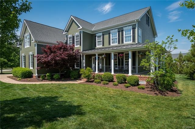 BETTER THAN NEW 4292 Sq Ft Transitional Farmhouse
