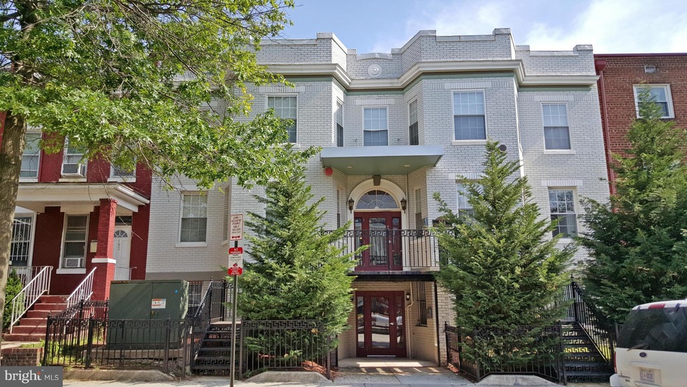 524 Kenyon St NW, Washington, DC 20010 - photo 1