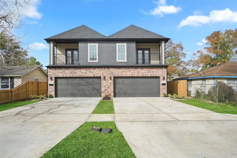 7242 Saint Augustine St unit A, Houston, TX 77021 - photo 1