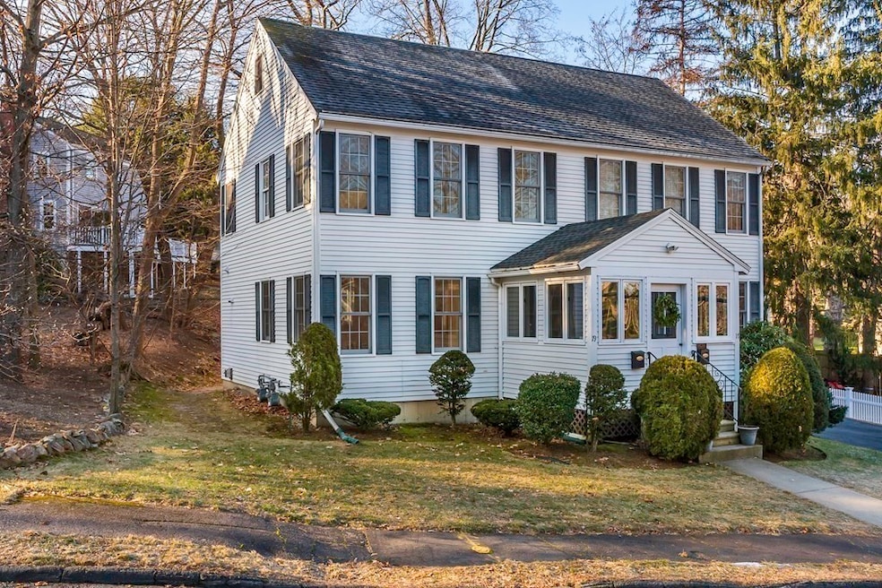 19 Fairbanks Ave unit 19, Wellesley Hills, MA 02481 - photo 1