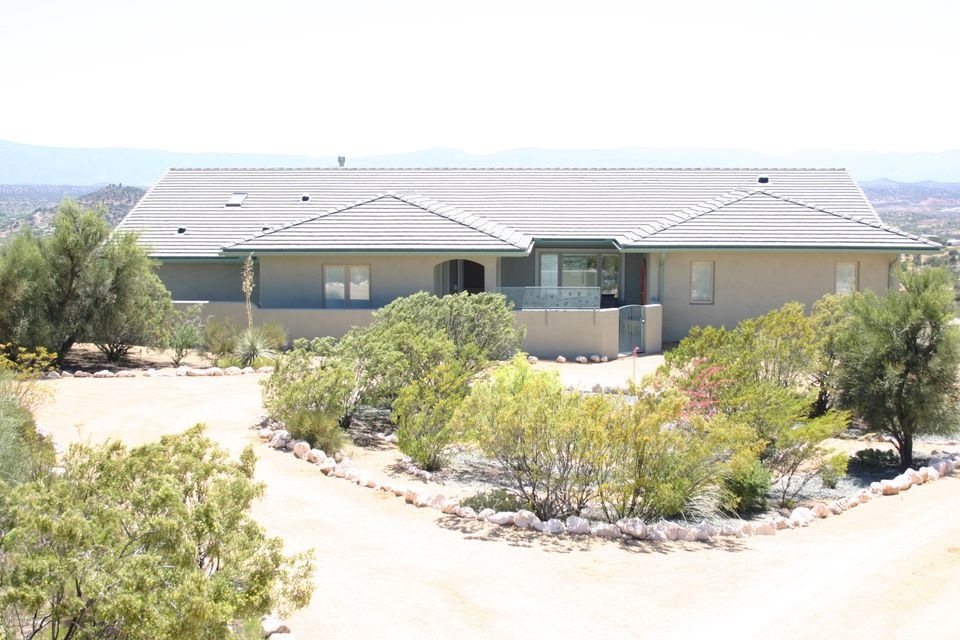 Sedona View Front