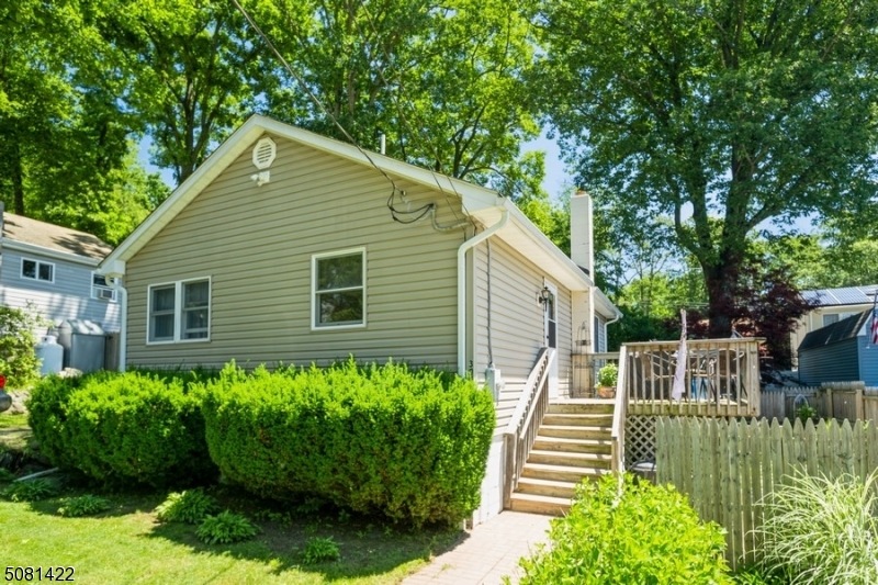 305 W End Ave, Hopatcong, NJ 07843 - photo 1