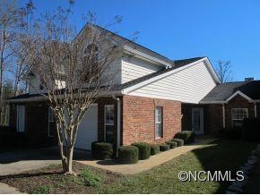 208 Forrestwood Ct, Hendersonville, NC 28792 - photo 1