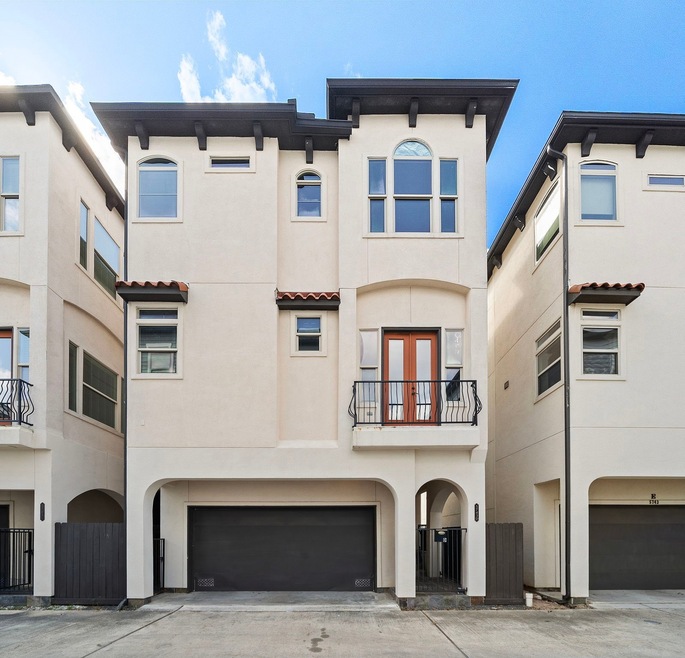 Welcome home to 5743 Kiam St. Unit D in Cottage Gr