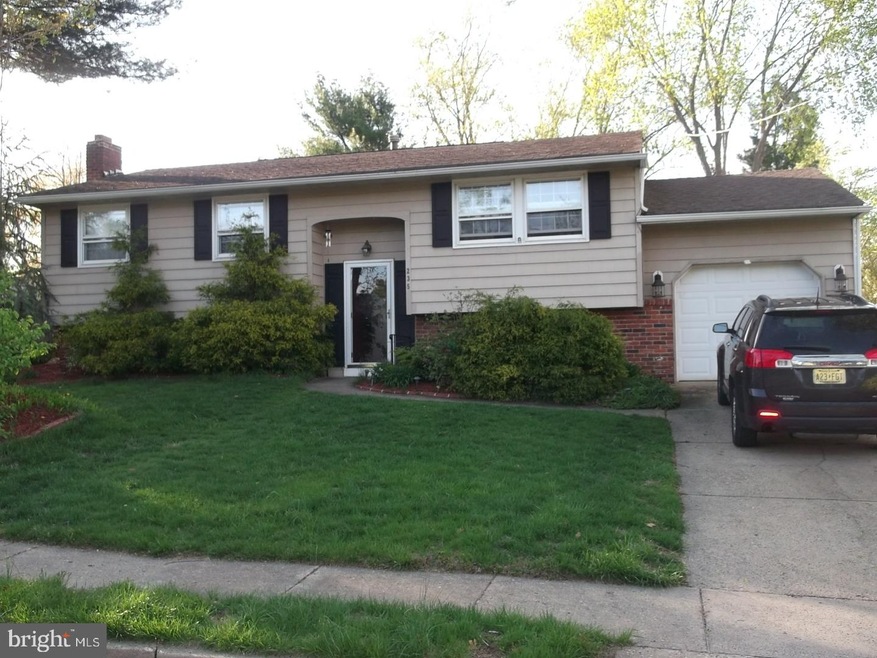 235 Mcclellan Ave, West Berlin, NJ 08091 - photo 1