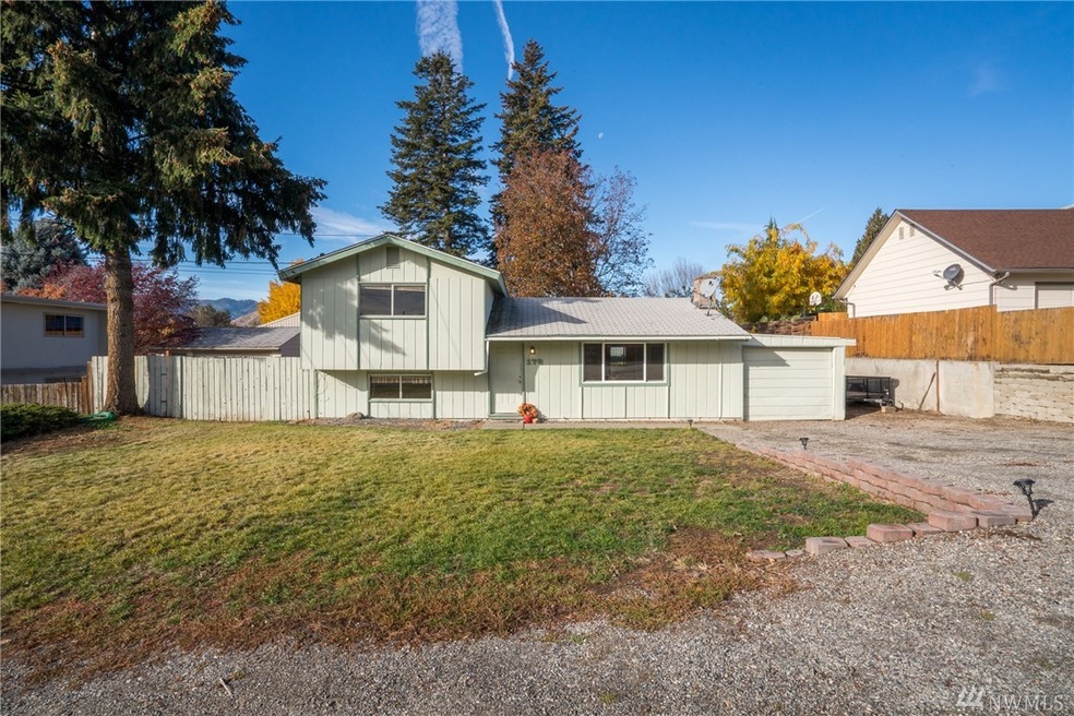 178 S Kent Place, East Wenatchee, WA 98802 - photo 1