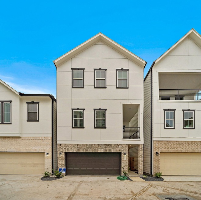 5418 Wheatley St unit E, Houston, TX 77091 - photo 1