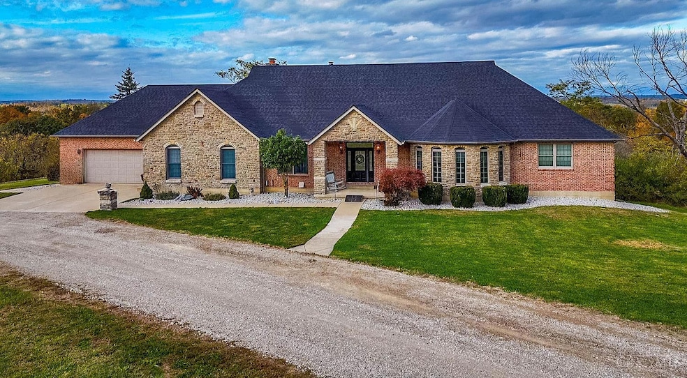 For Sale $899,000 • Co-Listing Agent