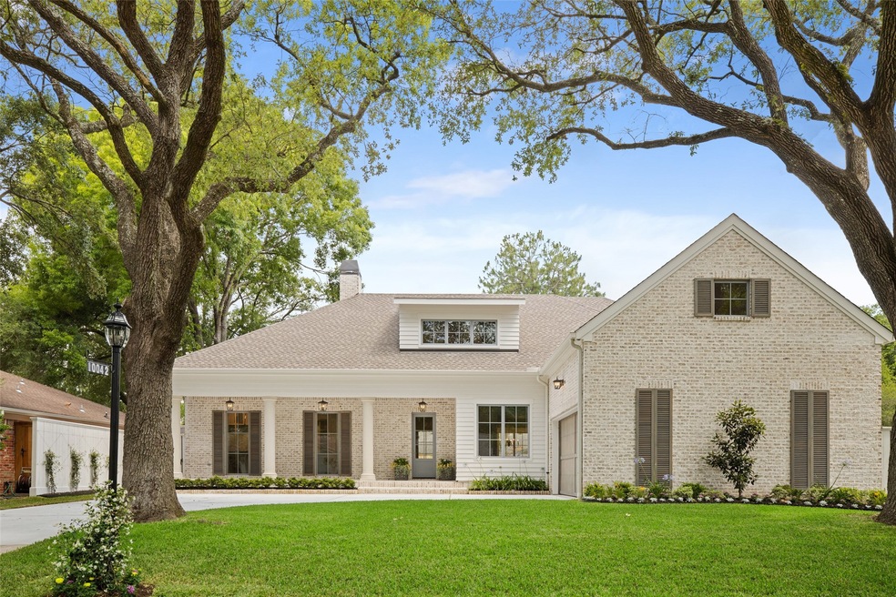 10042 Inwood Dr, Houston, TX 77042 - photo 1