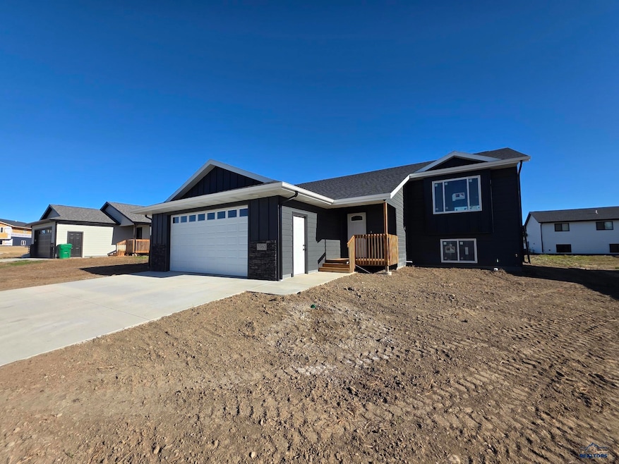 3960 Magnum Rd, Rapid City, SD 57703 - photo 1