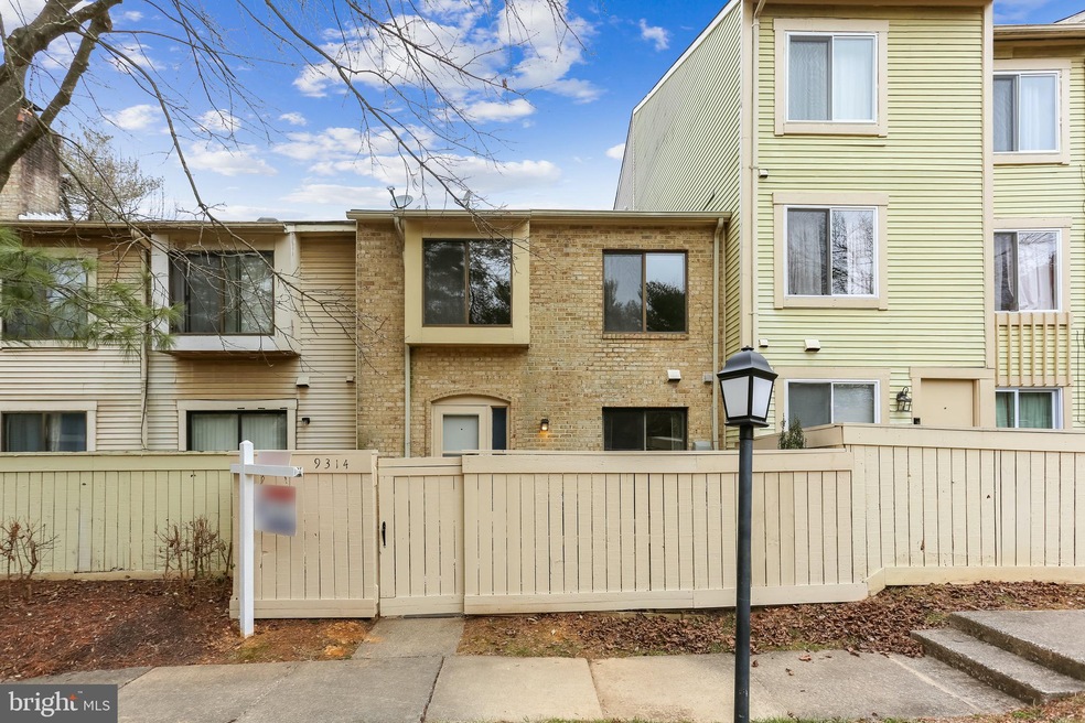 9314 Jarrett Ct, Montgomery Village, MD 20886 - photo 1