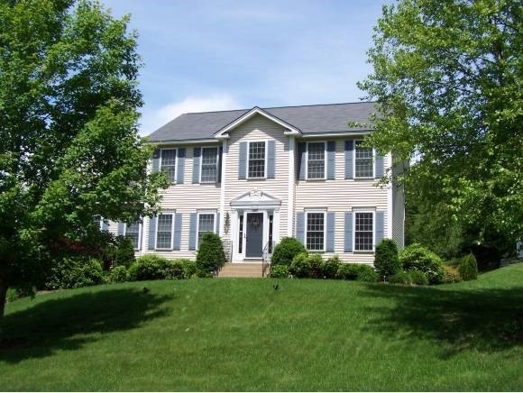 36 Rosegate Farm Dr, Manchester, NH 03109 - photo 1