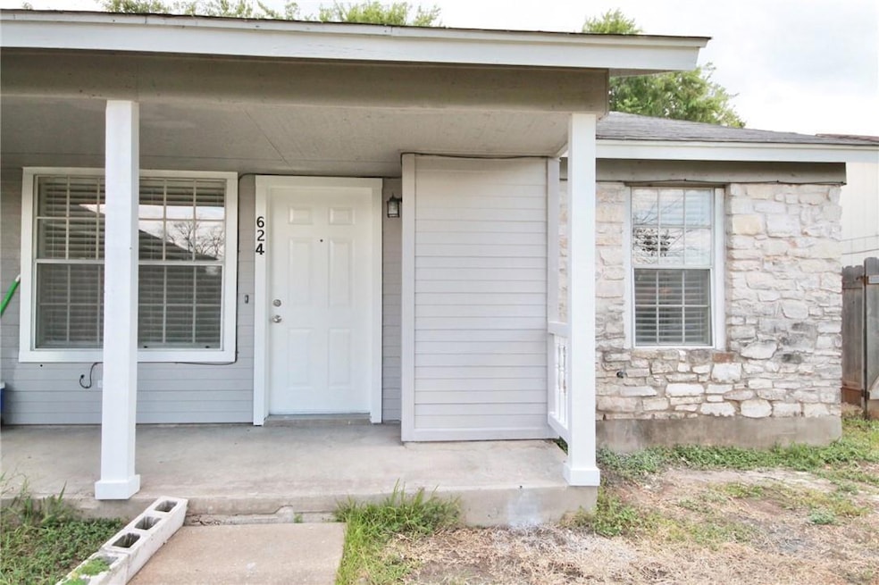 624 Greenlawn Blvd unit 626, Round Rock, TX 78664 - photo 1