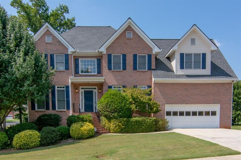 Here's your new home!!! Move In Ready!