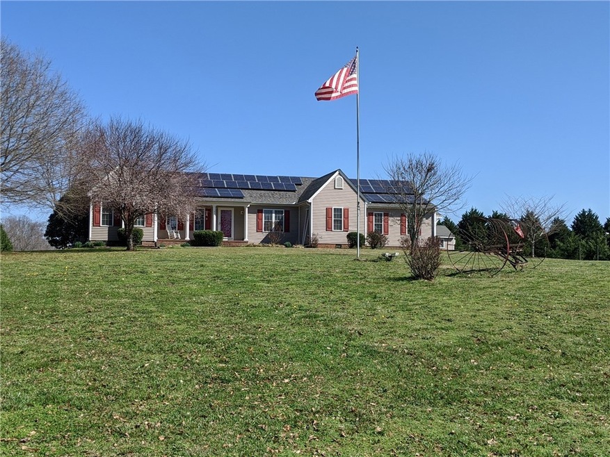 128 HUGO DR