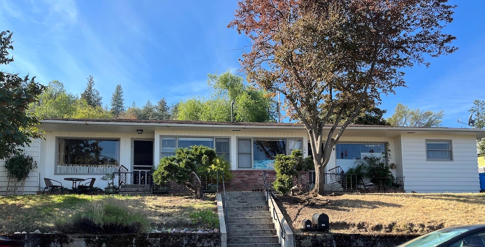 Sold $677,500 • Co-Listing Agent