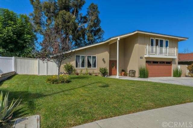 25791 Chrisanta Drive - large manicured front yard