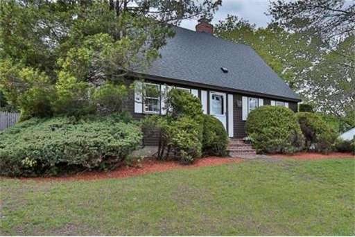 94 Pleasant View St, Methuen, MA 01844 - photo 1