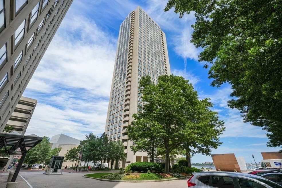 Harbor Towers unit 32H, Boston, MA 02110 - photo 1