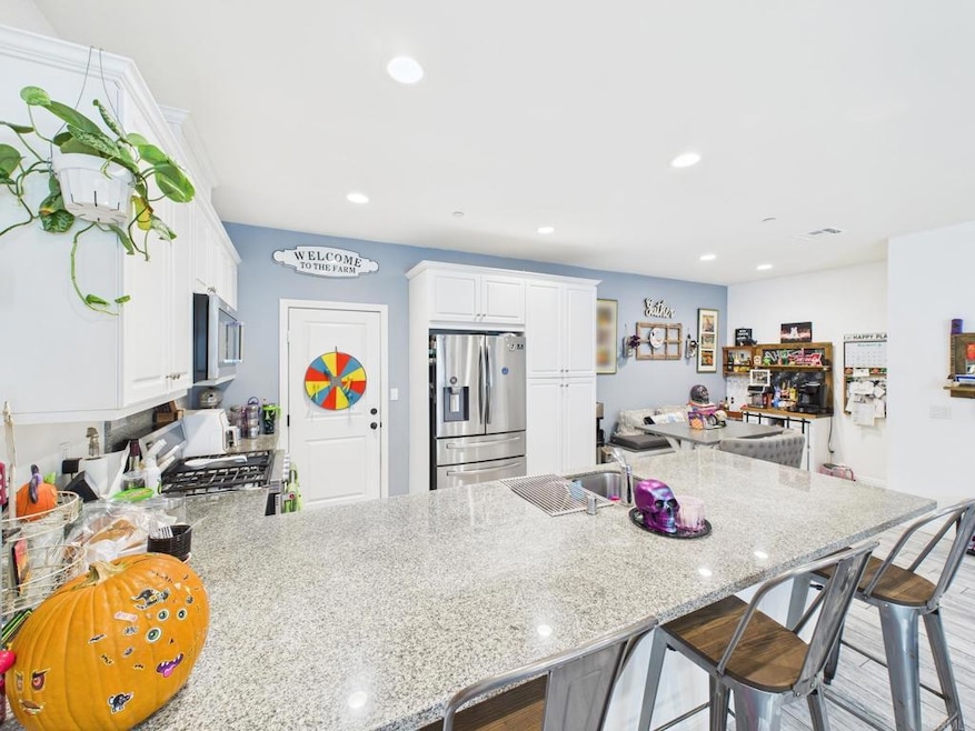 1922 Corte Zafiro unit 136, Chula Vista, CA 91913 - photo 1