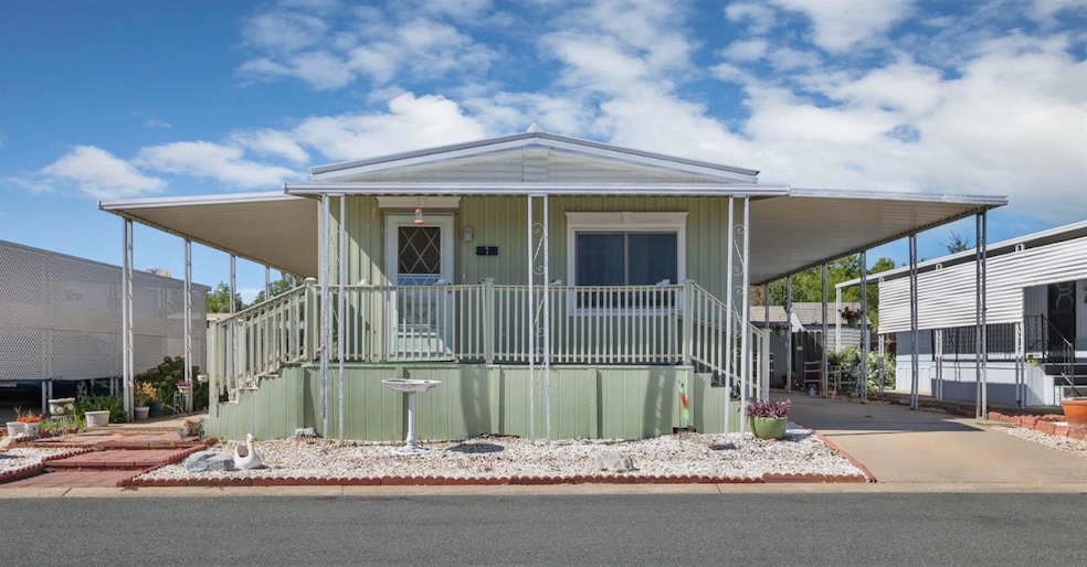 17251 N Tretheway Rd unit 7, Lockeford, CA 95237 - photo 1