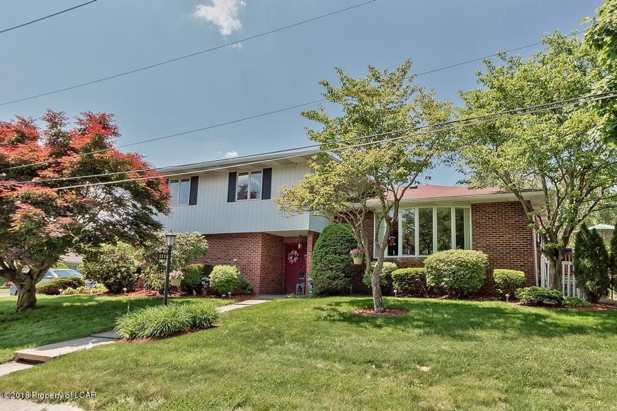 139 Frangorma Dr, Shavertown, PA 18708 - photo 1