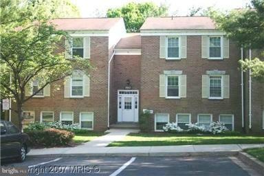 860 Quince Orchard Blvd unit 101, Gaithersburg, MD 20878 - photo 1