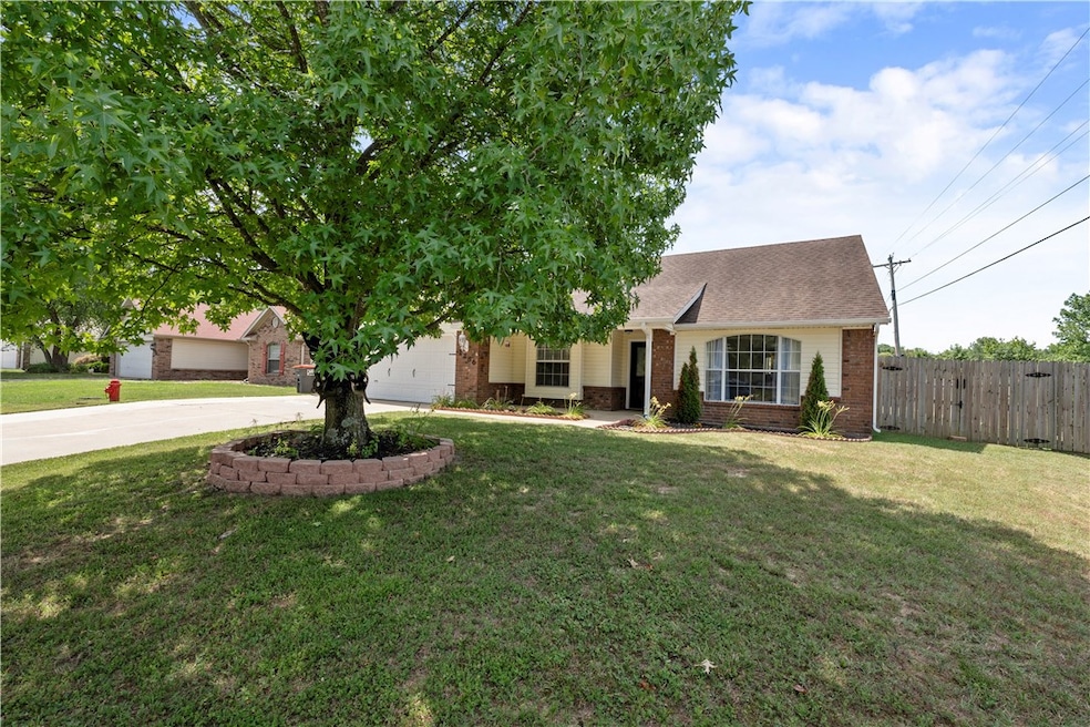 2286 Cottonwood Ave, Fayetteville, AR 72701 - photo 1