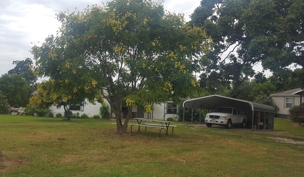 13298 Kenneth Price Rd, Elm Springs, AR 72762 - photo 1