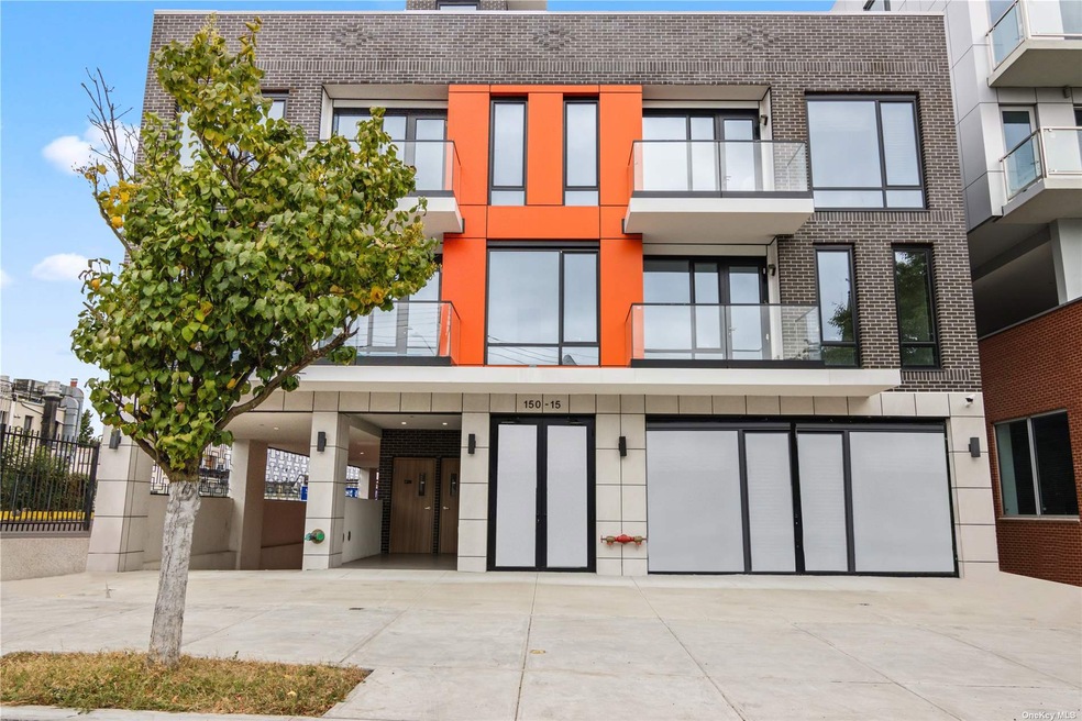 150-15 Barclay Ave unit 3C, Flushing, NY 11355 - photo 1