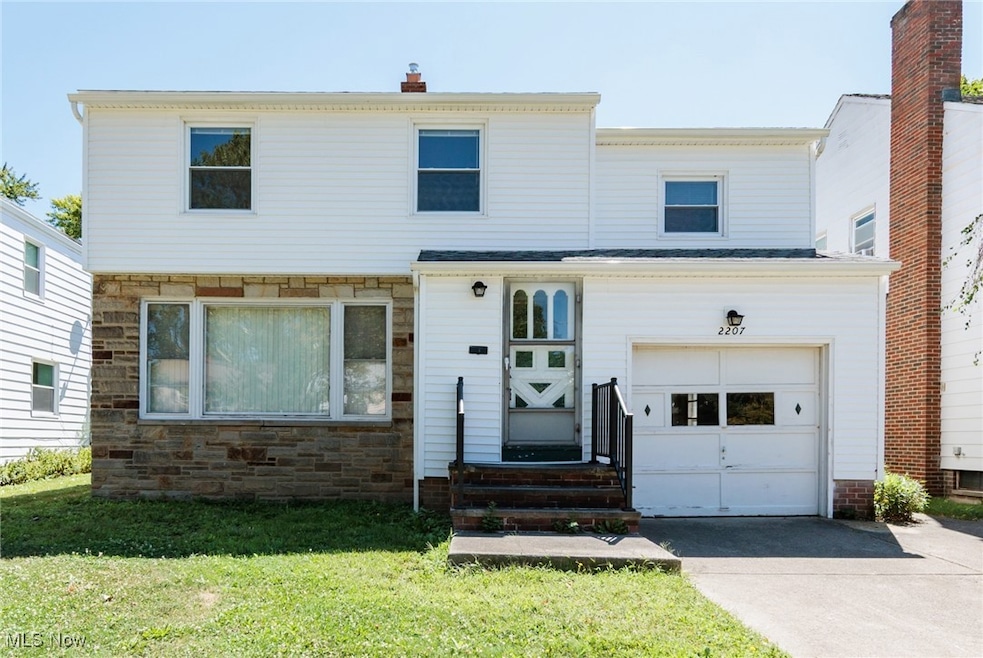 2207 Campus Rd, Beachwood, OH 44122 - photo 1