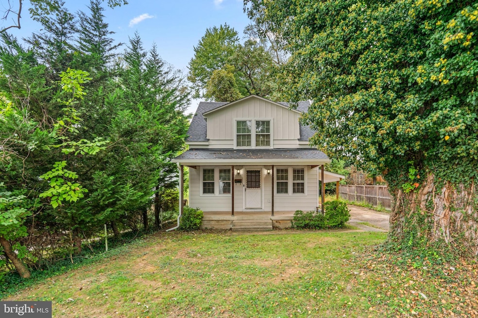 715 Anderson Ave, Rockville, MD 20850 - photo 1