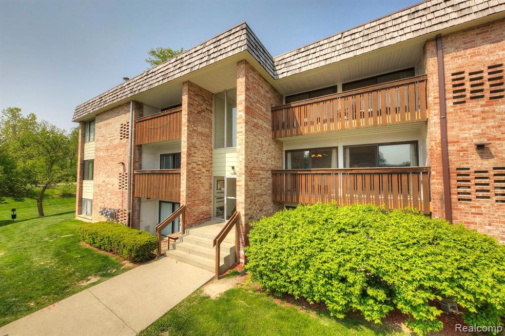 1325 Maple #202